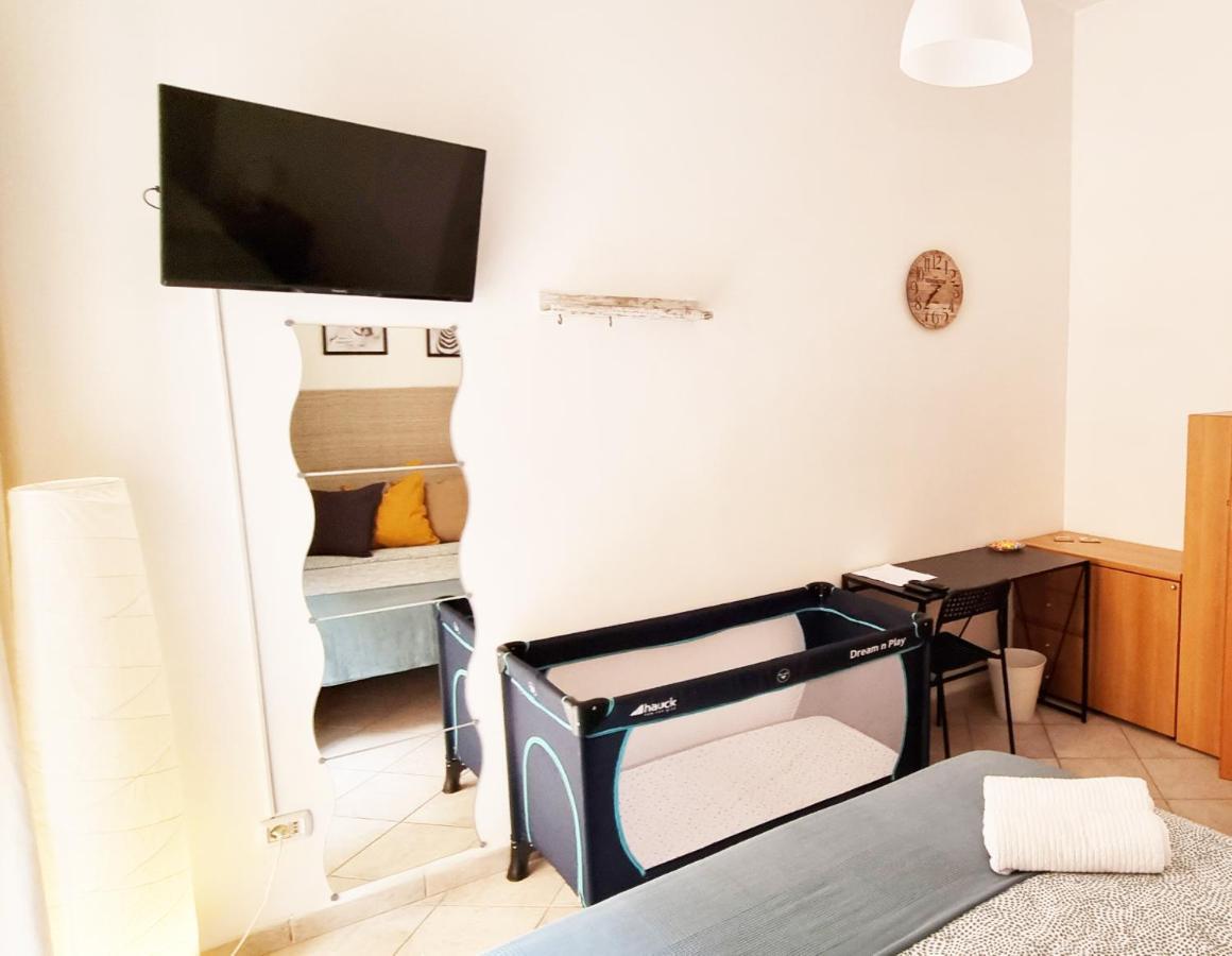The Queen Bed & Breakfast Наполи Екстериор снимка