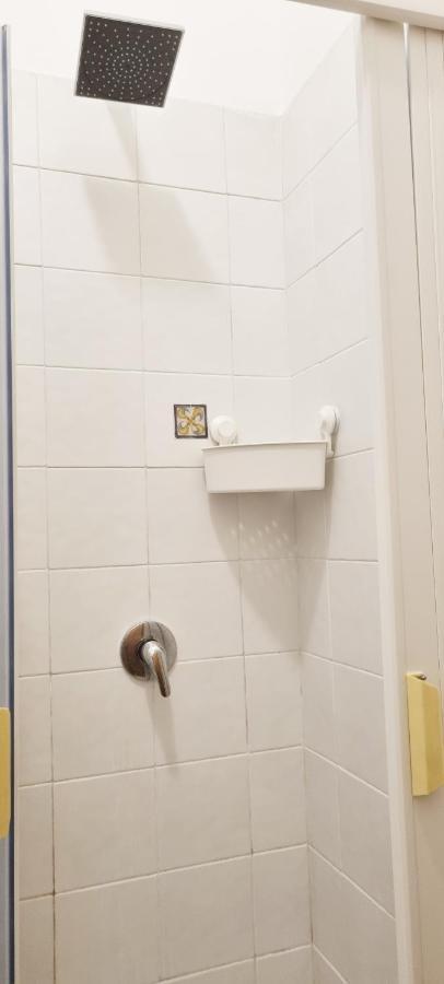 The Queen Bed & Breakfast Наполи Екстериор снимка